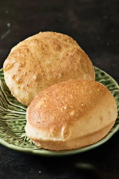 Extra Poori (2 Pcs)