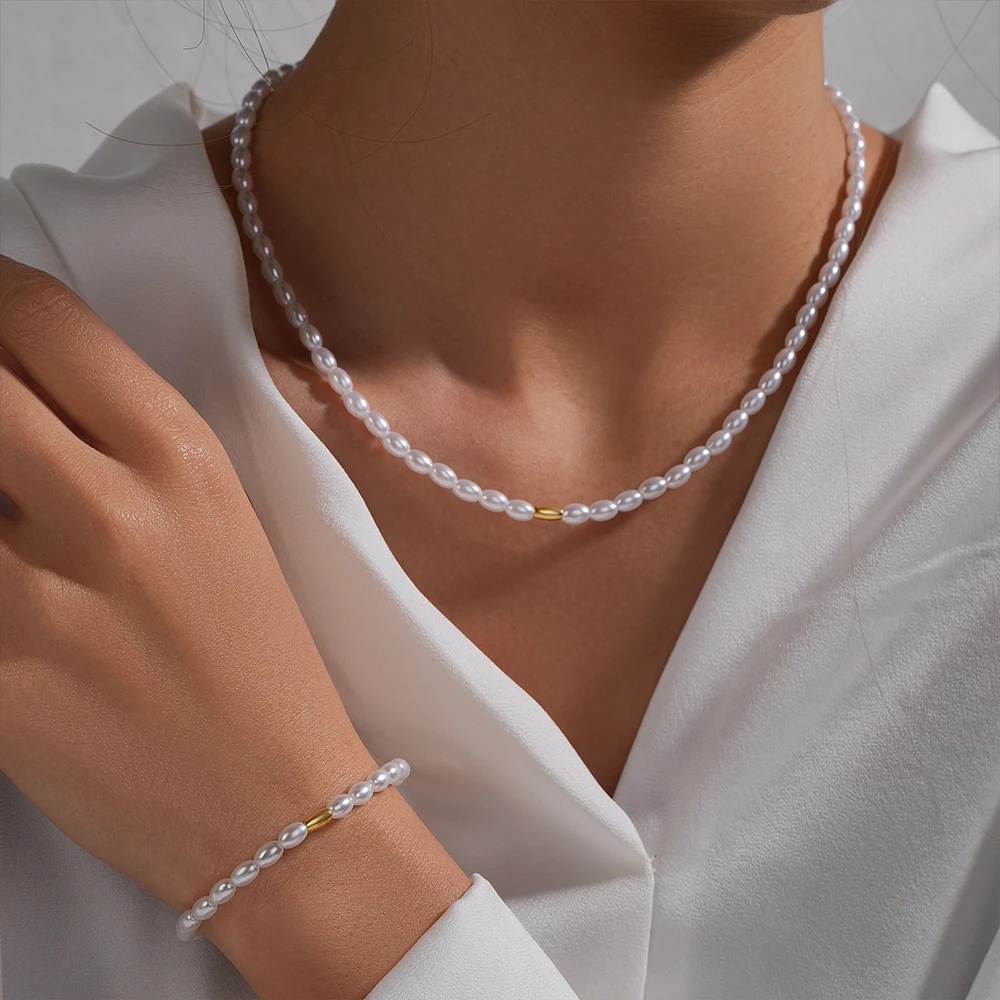 Title 4, Collier de perles minimaliste en argent sterlin...