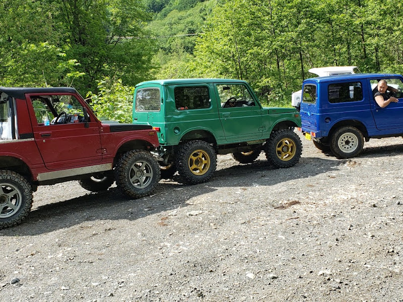 ジムニー　牽引　トゥーバー　山遊び