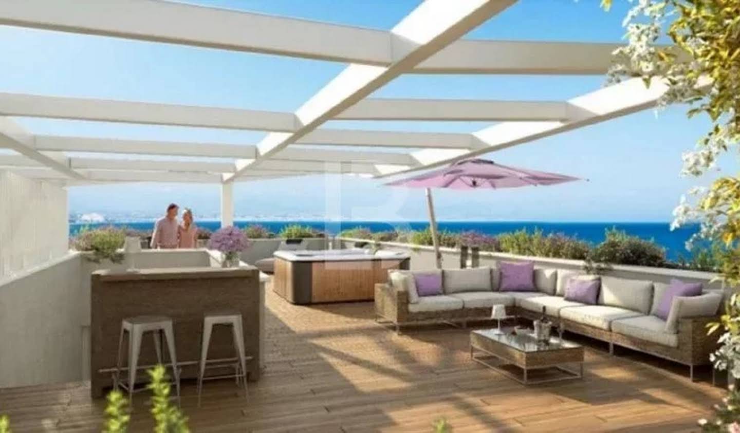 Apartment with terrace Antibes