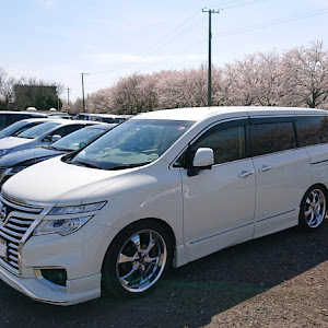 エルグランド E52型