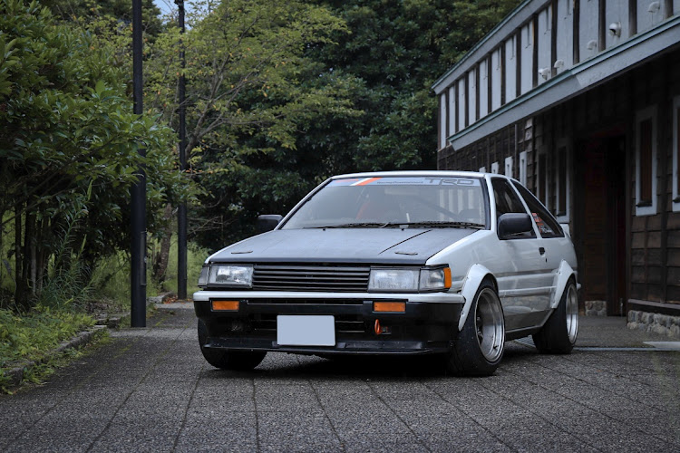 カローラレビンの愛媛県・ハチロク・撮影・ピックアップされたいに関するカスタム事例の投稿画像4枚目