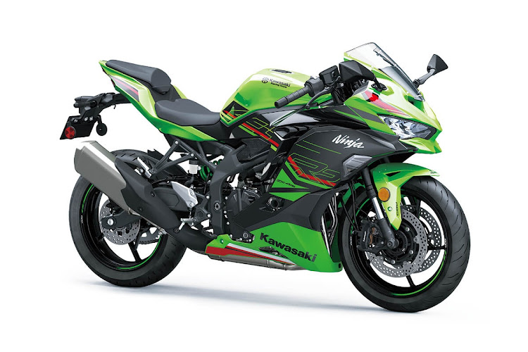 R1の仕事終わりにパシャリ・忙しい日々・MFゴースト・バイクも好き・バイクもいいぞに関するカスタム事例の投稿画像4枚目