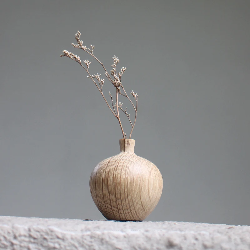 Title 6, Vase japonais en bois massif avec fleurs séchée...
