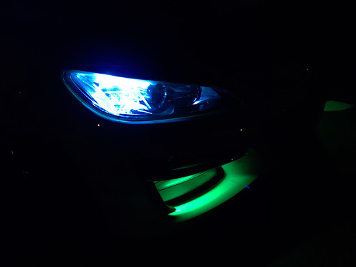 マツダ Rx 8を華麗にカスタム By ナツメグ 17 12 25 Rx8のポジションランプを純正からアクアブルーのledに変更しました ブルーでは青が強すぎるた Cartune