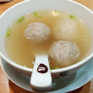 鬍鬚張魯肉飯(中壢環東店)