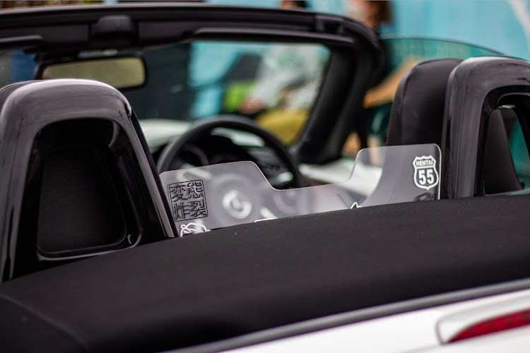 124スパイダーのFunky Roadster Club・淡路島・オープンカー・ツーリング・NDロードスターに関するカスタム事例の投稿画像3枚目