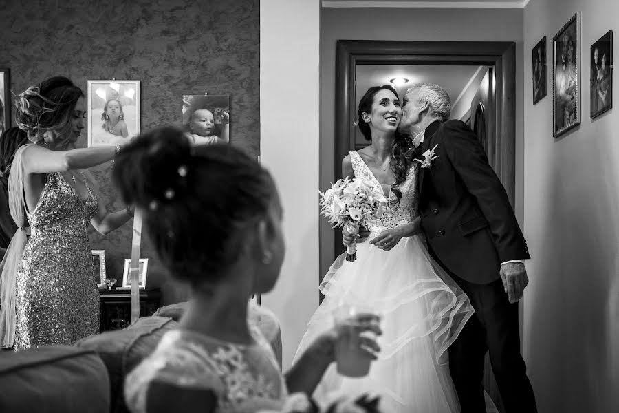 Fotografo di matrimoni Alessandro Iasevoli (iasevoli). Foto del 12 ottobre 2020