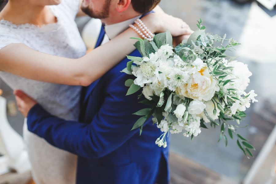 Fotógrafo de casamento Aleksandra Veselova (veslove). Foto de 28 de novembro 2017