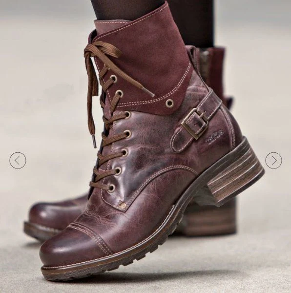Botas Martin casuales de tacón bajo, punta redonda 43 y correa cruzada, ideales para comodidad y estilo diario.