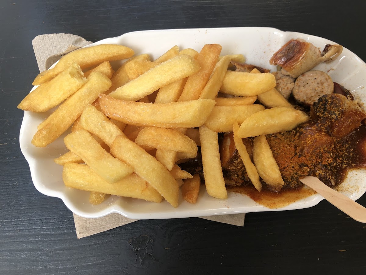 Currywurst and fries!