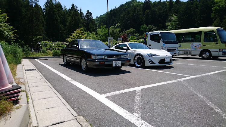 レパードのF31レパード・86 zn6・尻〜ズに関するカスタム事例の投稿画像1枚目
