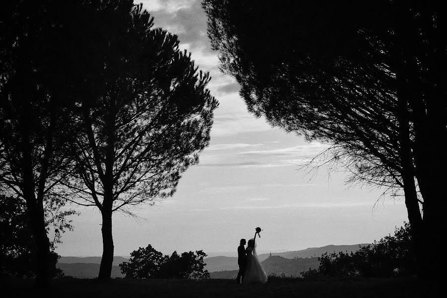 Wedding photographer Roberto Arcangeli (robertoarcangeli). Photo of 23 November 2021