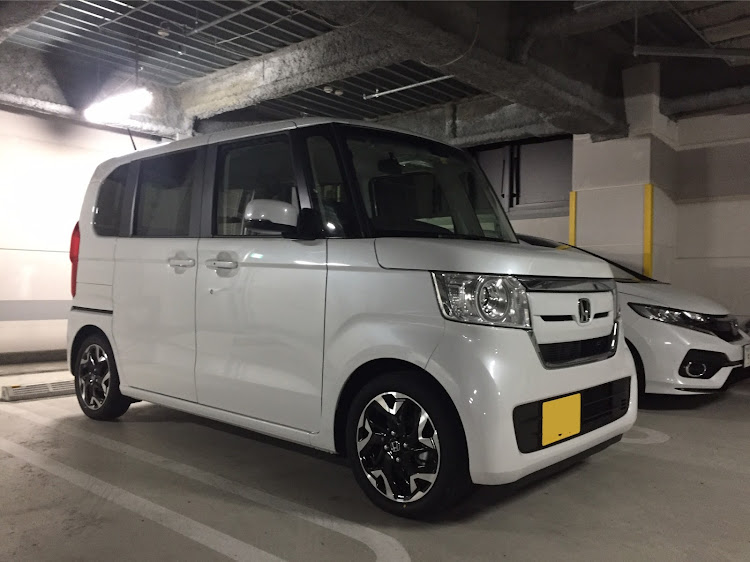 NボックスのNボックス・ＮBOXカスタム・純正ホイール・プレイズPX・ブリヂストンに関するカスタム事例の投稿画像1枚目