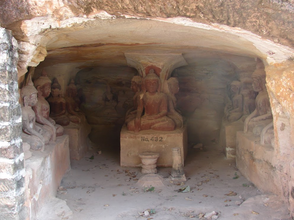 hpo win daung caves - monywa