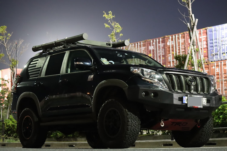 ランドクルーザープラドのTRD・BF Goodrich ALL-Terrain T/A KO2・285/75R17・東方Project・十六夜咲夜に関するカスタム事例の投稿画像2枚目