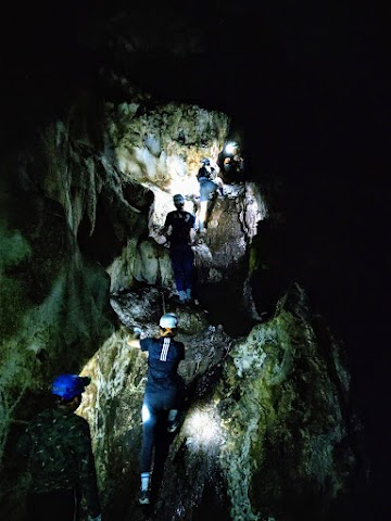 Merapoh Caves Gua Jinjang Pelamin