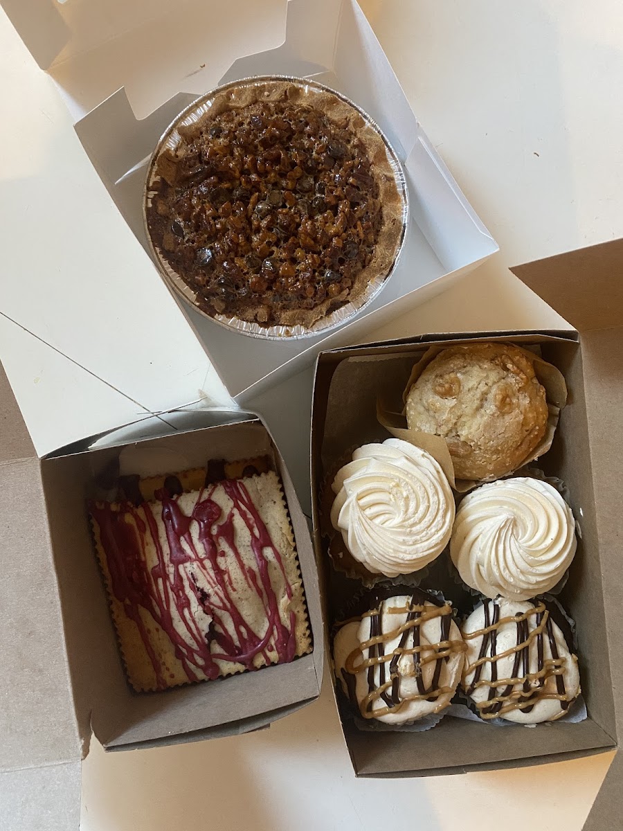 small pie, gf “pop tarts”, muffin, and cupcakes (carrot cake and chocolate peanut butter)