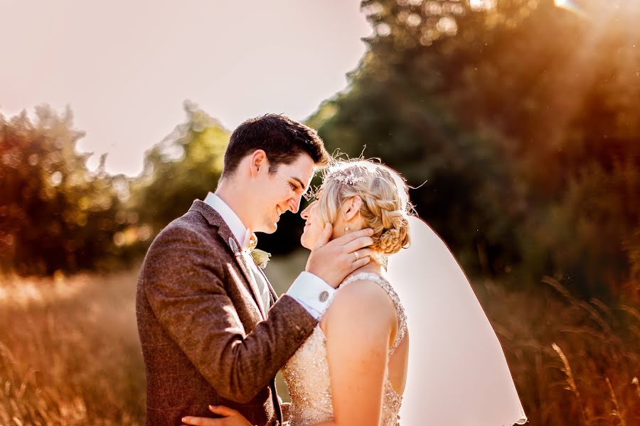 Esküvői fotós Gemma Wilson (romylawrence). Készítés ideje: 2023 május 25.