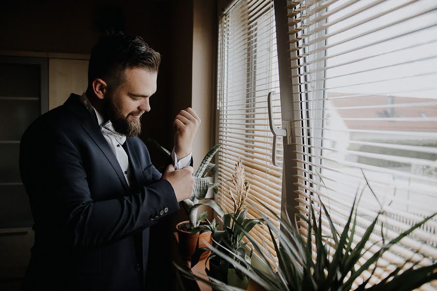 Wedding photographer Radosław Kozieł (tonyszczescia). Photo of 5 April 2020