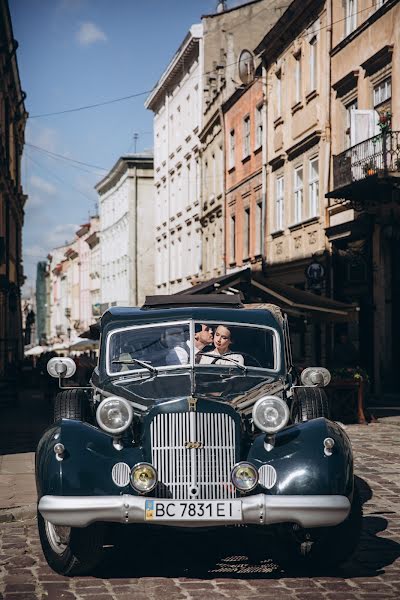 Весільний фотограф Юлия Артамонова (artamonovajuli). Фотографія від 18 березня 2019