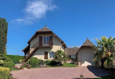 Maison avec piscine et terrasse 3