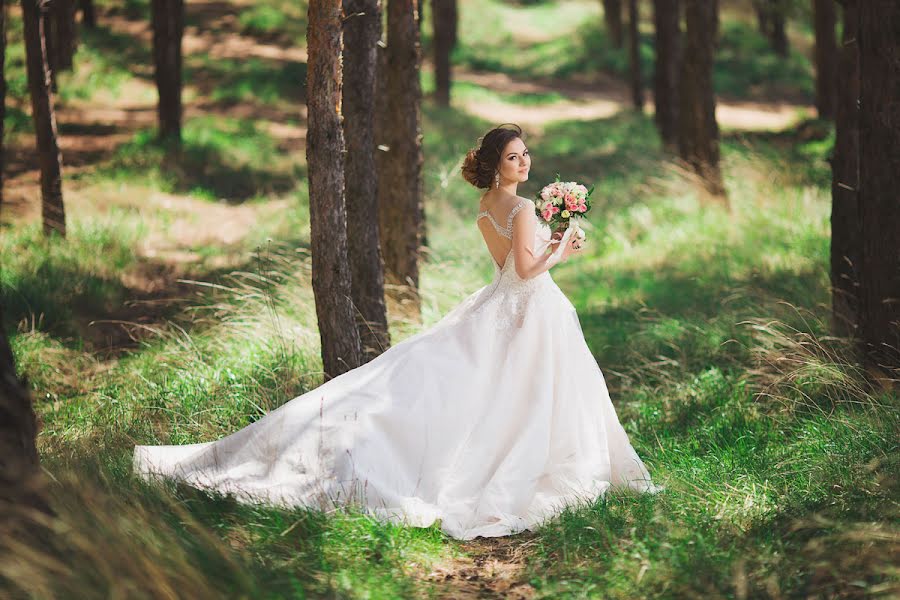 Fotógrafo de casamento Vladimir Kiselev (kiselevph). Foto de 9 de julho 2017