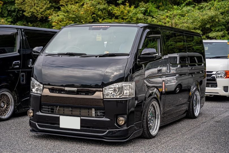 ハイエースバンの＃降りました・最高のクルマ・最高の思い出ありがとう・最高かよ❤に関するカスタム事例の投稿画像1枚目
