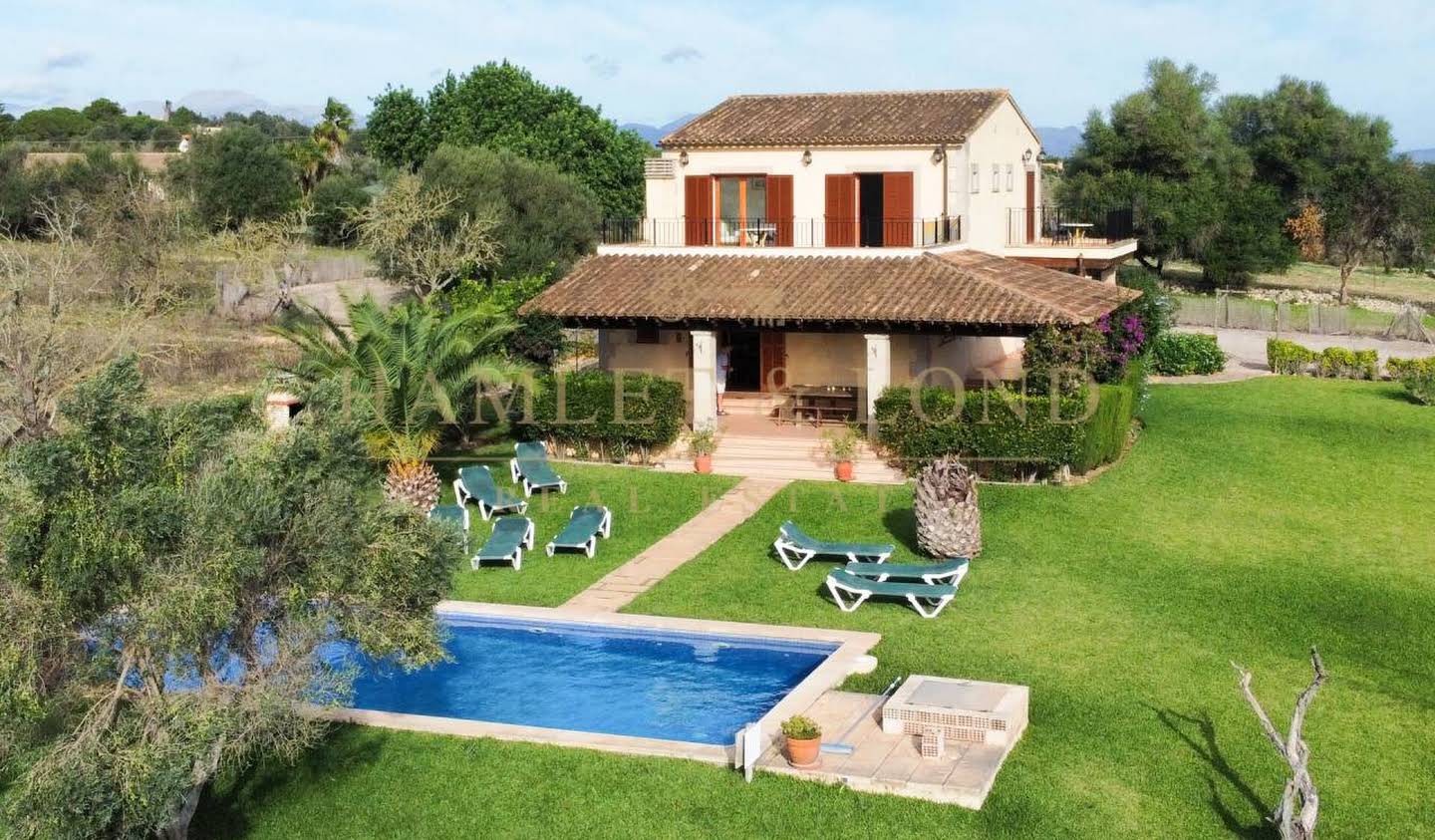 Farm house with pool Santa Margalida