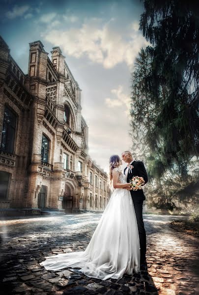 Wedding photographer Andrii Khomenko (oksamyt). Photo of 22 April 2023