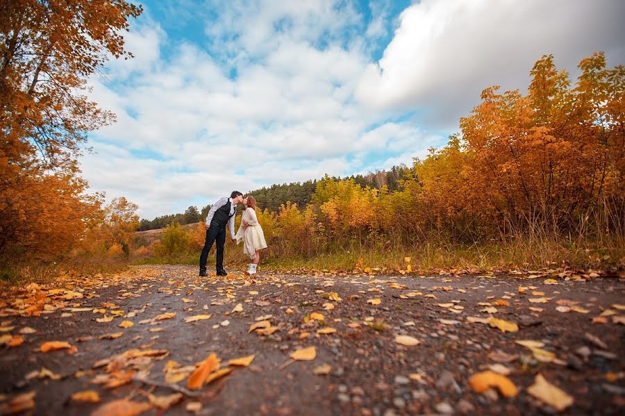 Wedding photographer Darya Verzilova (verzilovaphoto). Photo of 5 October 2013