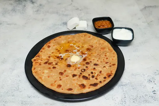 Paneer Tawa Paratha [Large] With Green Chutney & Pickle