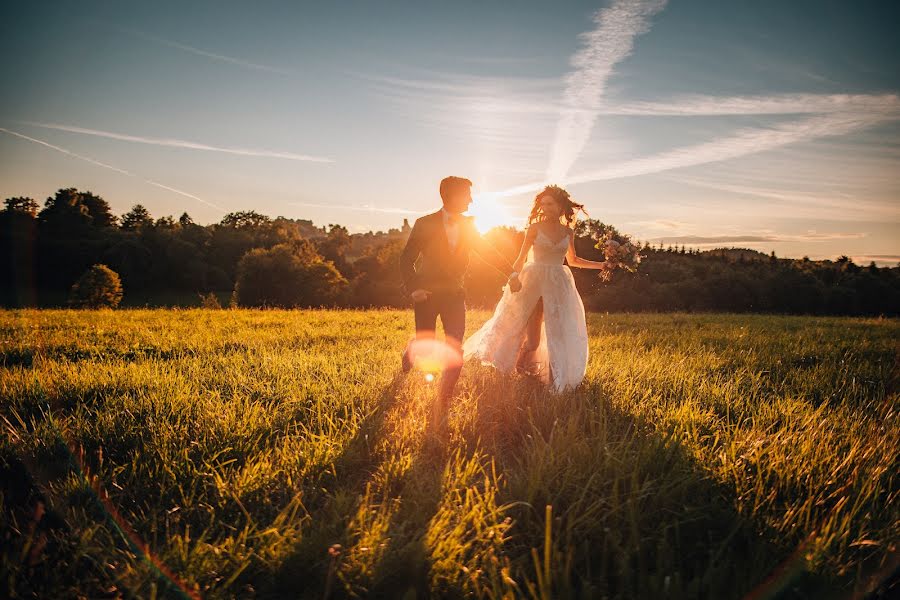 Fotograful de nuntă Lukas Kenji Vrabel (kenjicz). Fotografia din 29 septembrie 2021