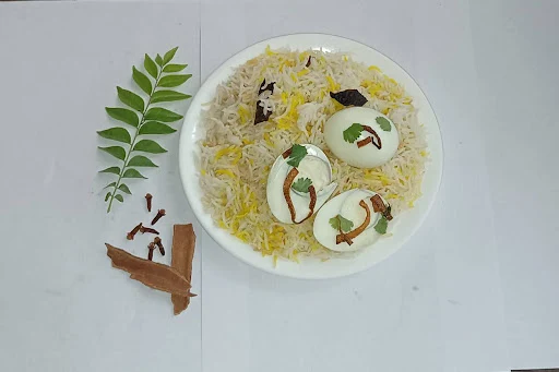 Egg Dum Biryani [3 Eggs] With Raita [250 Ml]