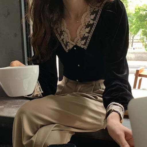 Title 2, Lace V-neck Retro French Short Temperamental Pl...