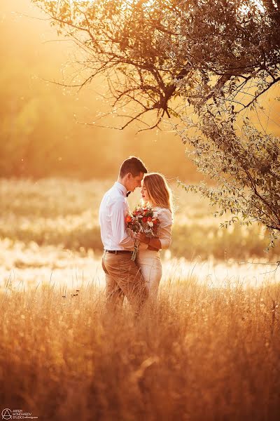 Wedding photographer Artem Goncharov (odinmig). Photo of 30 October 2015