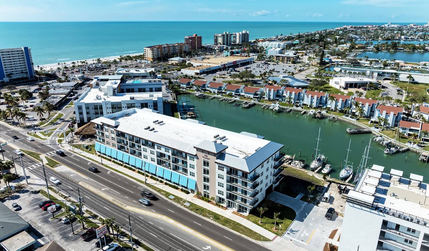 Appartement avec piscine Madeira Beach