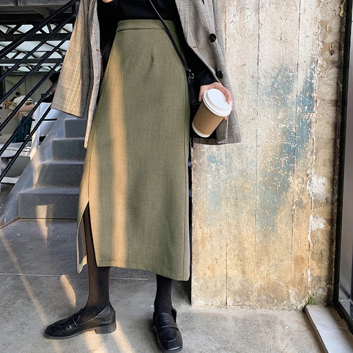 Title 4, Korean Style Slim Fit Mid-length Skirt, Flatter...