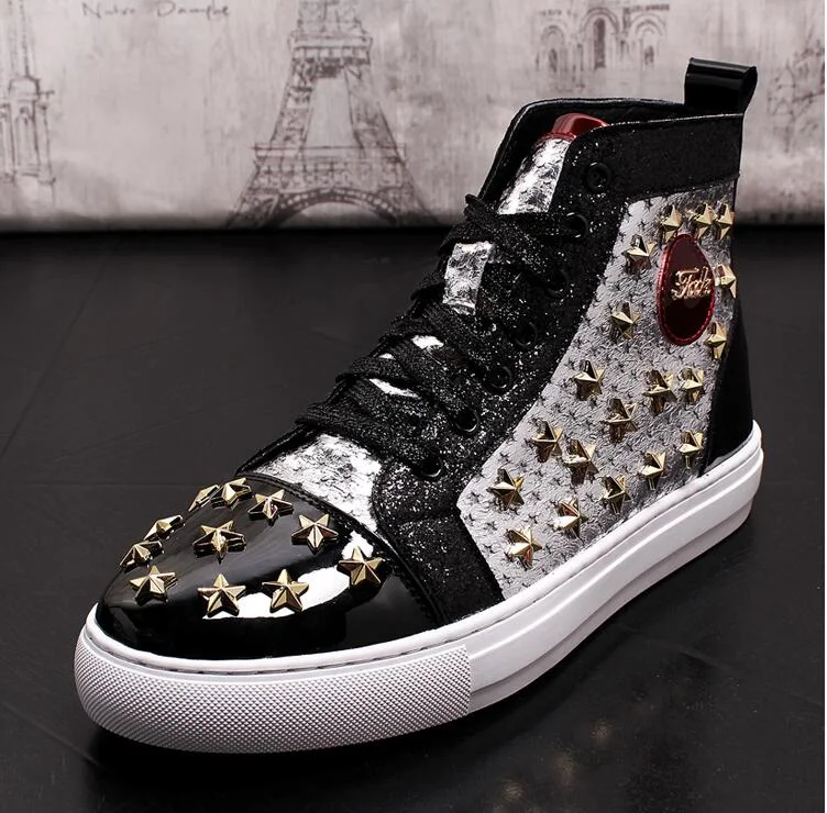 Title 2, Sneakers casual alti punk con borchie, per un l...