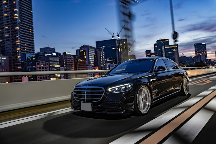 ゆうさんが投稿した撮影依頼募集中・ローリングショット・Sクラス・S500に関するカスタム事例の投稿画像4枚目