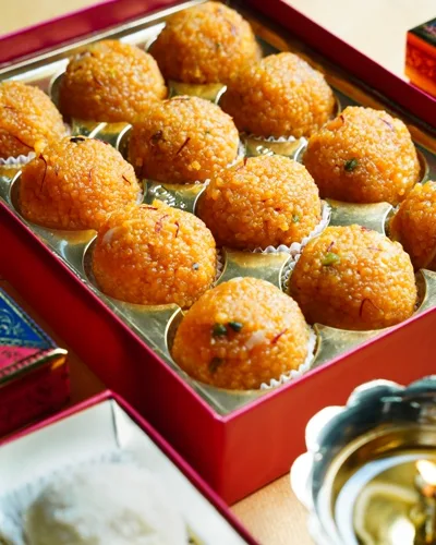 Kesar Pista Laddu Box