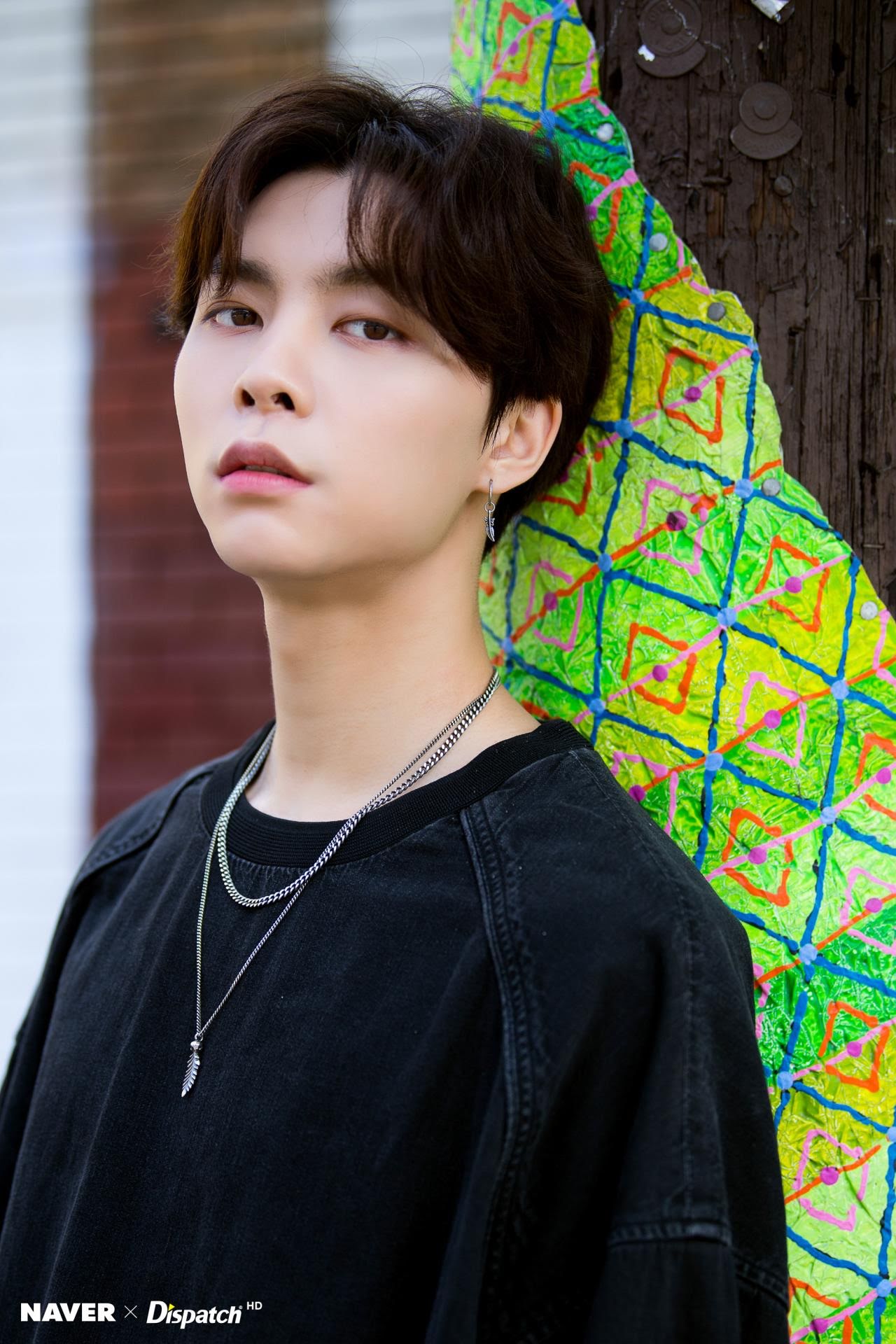 Johnny-nct-u-41688240-1280-1920