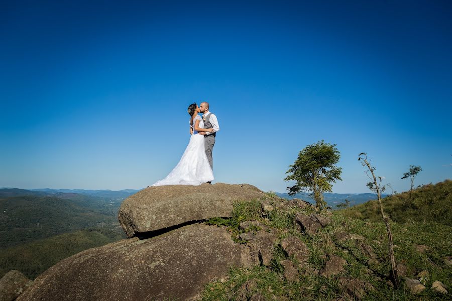 Fotógrafo de casamento Rafael De Paula Oliveira (aneerafa). Foto de 9 de dezembro 2017