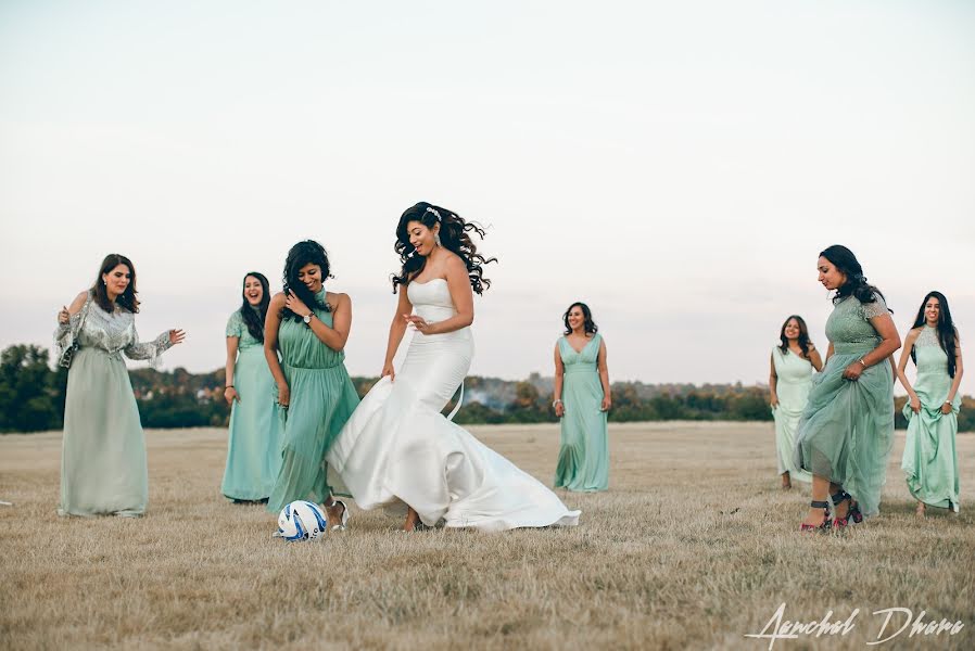 Fotografo di matrimoni Aanchal Dhara (aanchaldhara). Foto del 10 settembre 2018