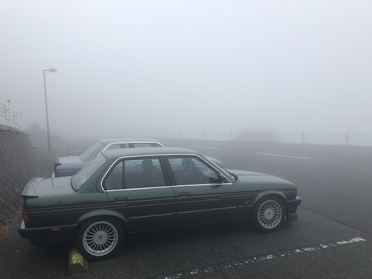 その他の台風・Alpina・芦有ドライブウェイ・bmw・E30に関するカスタム事例の投稿画像2枚目
