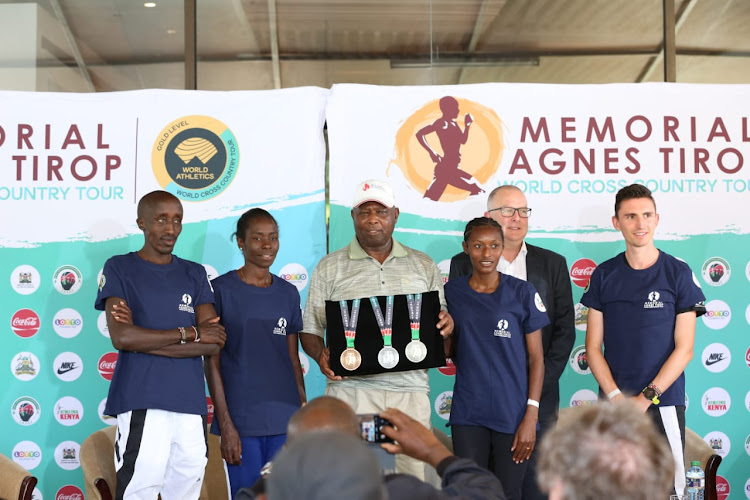 L-R Edward Zakayo, Margaret Chelimo, AK president Jackson Tuwei, Ethiopia's Senbere Teferi, Golazo's Bob Verbeek and Belgium distance runner Dorian Boulvin.