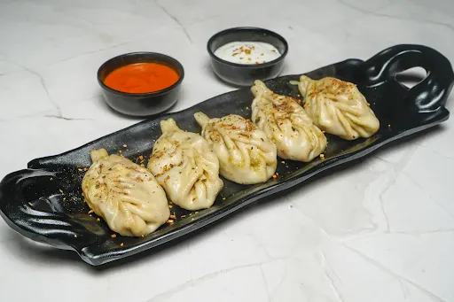 Paneer Momos [8 Pieces]