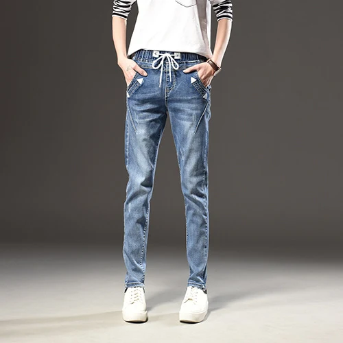 Pantalon de jean taille élastique pour femme, confortable et facile à porter, idéal pour le quotidien, offrant une grande liberté de mouvement.