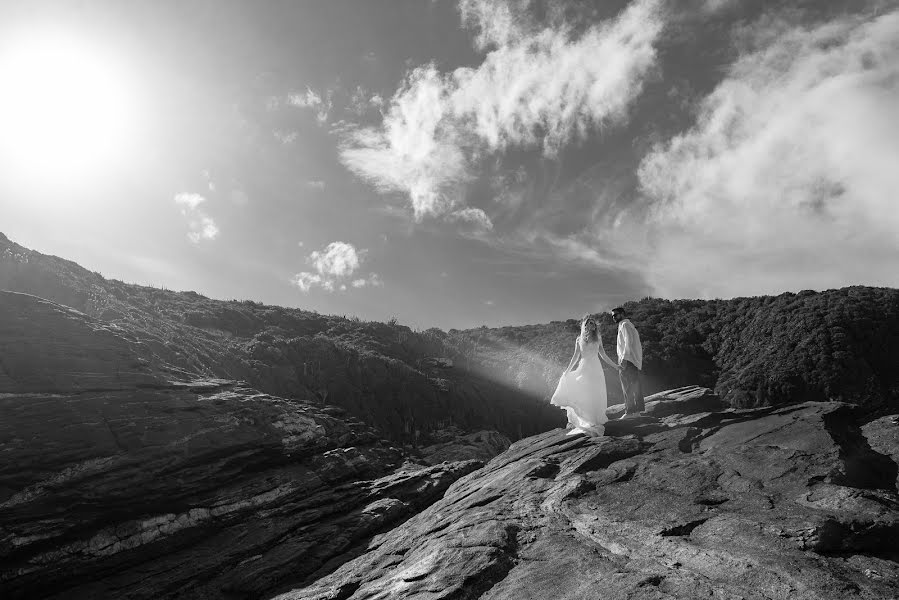 Wedding photographer Bruno Dias Calais (brunodiasfotogr). Photo of 18 July 2017