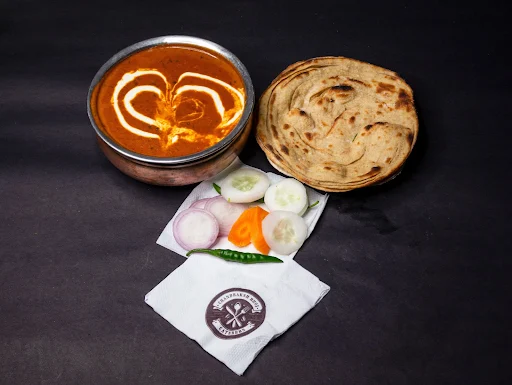 Dal Makhani With Lachha Paratha Combo